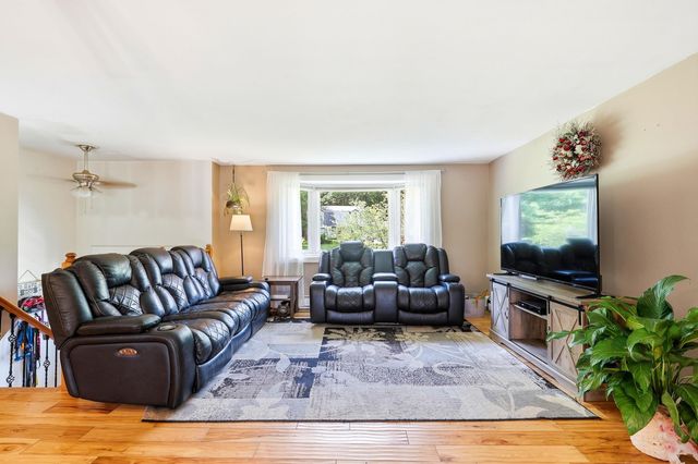 5 Berkley Street, Merrimack, NH 03054