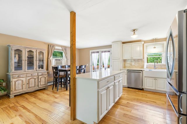 5 Berkley Street, Merrimack, NH 03054