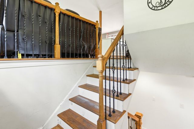 5 Berkley Street, Merrimack, NH 03054