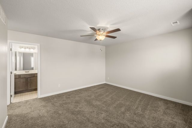 327 NE Adams Avenue, Elkhart, IA 50073