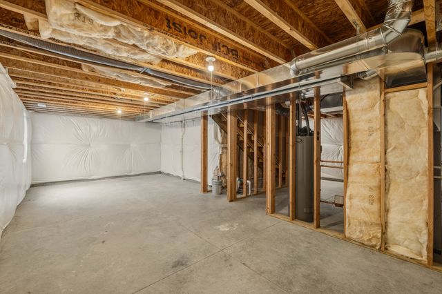 327 NE Adams Avenue, Elkhart, IA 50073