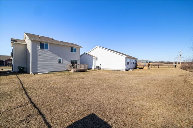 327 NE Adams Avenue, Elkhart, IA 50073