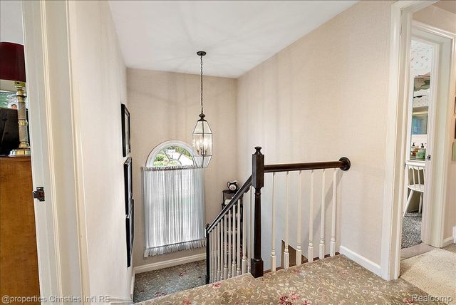 341 Westwood Drive, Bloomfield Hills, MI 48301