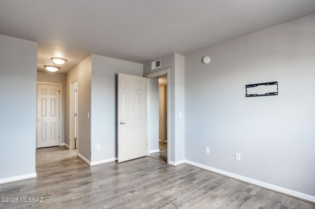101 S Players Club Dr Apt 24203, Tucson, AZ 85745