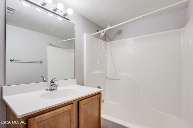 101 S Players Club Dr Apt 24203, Tucson, AZ 85745