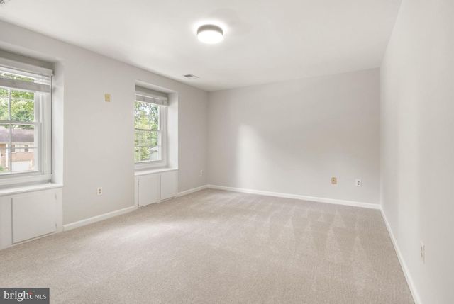 10134 RED SPRUCE RD, Fairfax, VA 22032