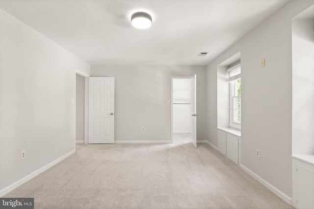 10134 RED SPRUCE RD, Fairfax, VA 22032