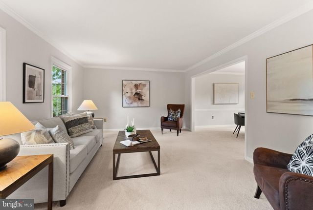 10134 RED SPRUCE RD, Fairfax, VA 22032