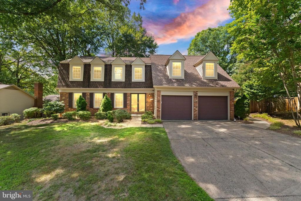 10134 RED SPRUCE RD, Fairfax, VA 22032