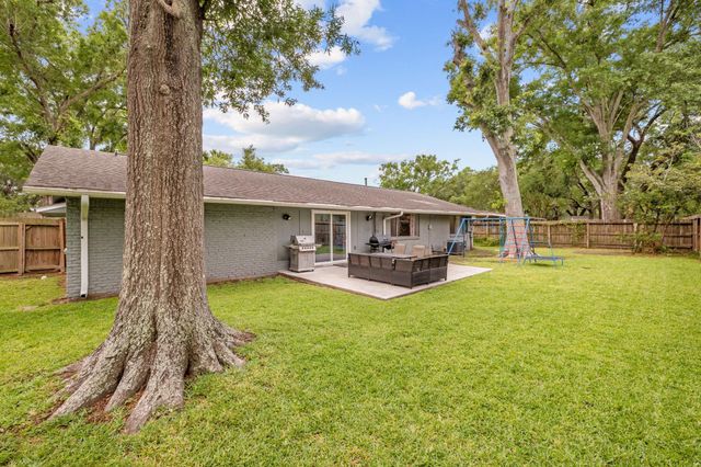 1607 Richvale Lane, Houston, TX 77062