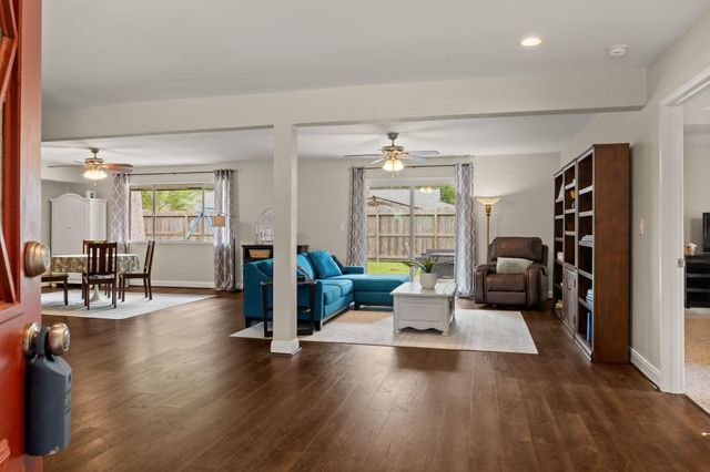 1607 Richvale Lane, Houston, TX 77062