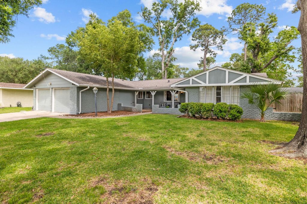 1607 Richvale Lane, Houston, TX 77062