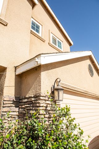 795 N Milner Street, Tulare, CA 93274