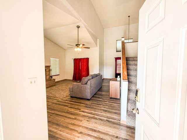 795 N Milner Street, Tulare, CA 93274