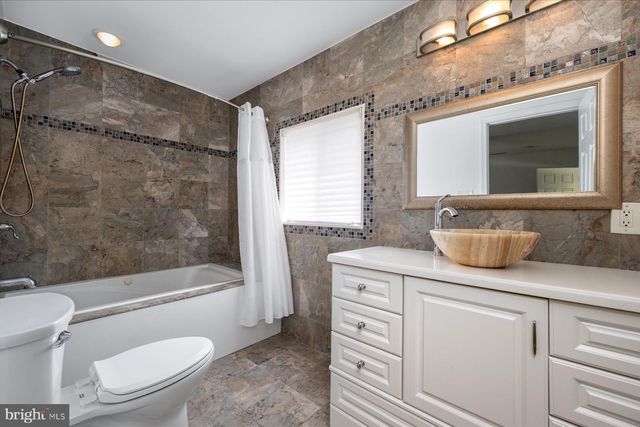 851 SELBY BLVD, Edgewater, MD 21037
