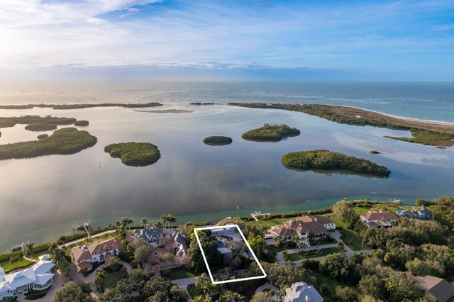 1761 OCEANVIEW DRIVE, St Petersburg, FL 33715