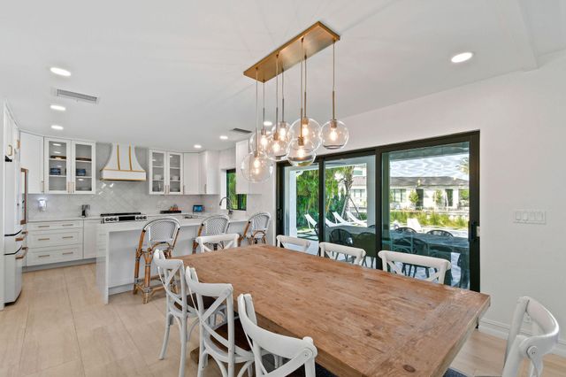 12880 S Shore Drive, Palm Beach Gardens, FL 33410