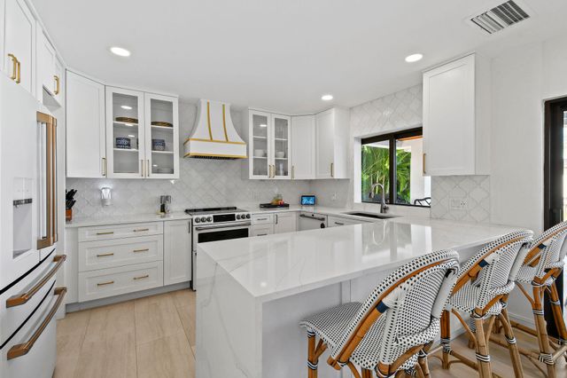 12880 S Shore Drive, Palm Beach Gardens, FL 33410