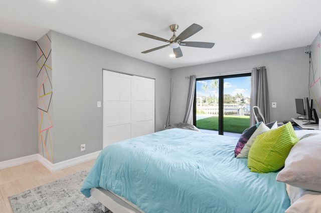 12880 S Shore Drive, Palm Beach Gardens, FL 33410