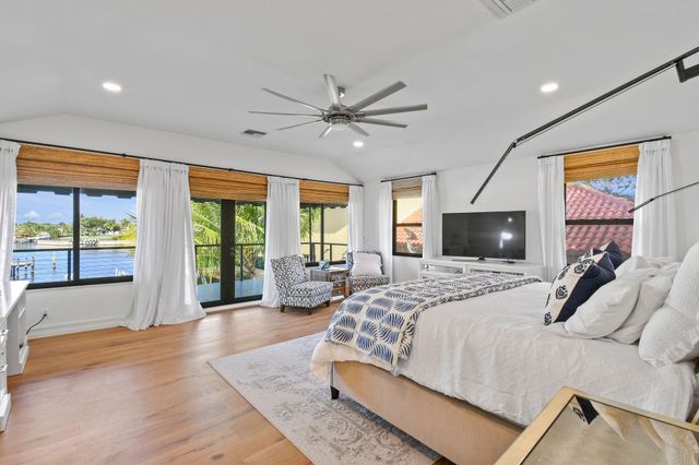 12880 S Shore Drive, Palm Beach Gardens, FL 33410