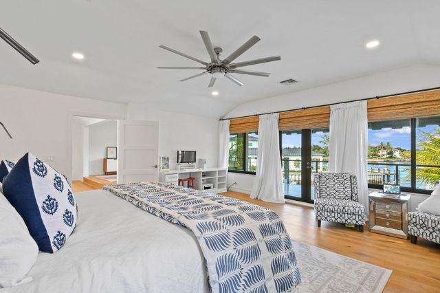 12880 S Shore Drive, Palm Beach Gardens, FL 33410