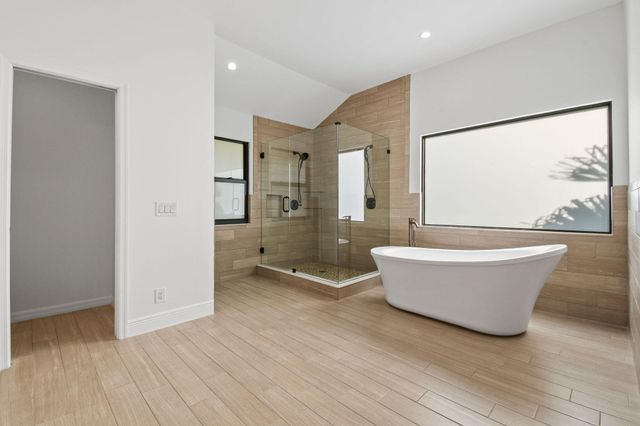 12880 S Shore Drive, Palm Beach Gardens, FL 33410