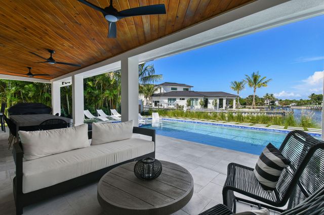 12880 S Shore Drive, Palm Beach Gardens, FL 33410