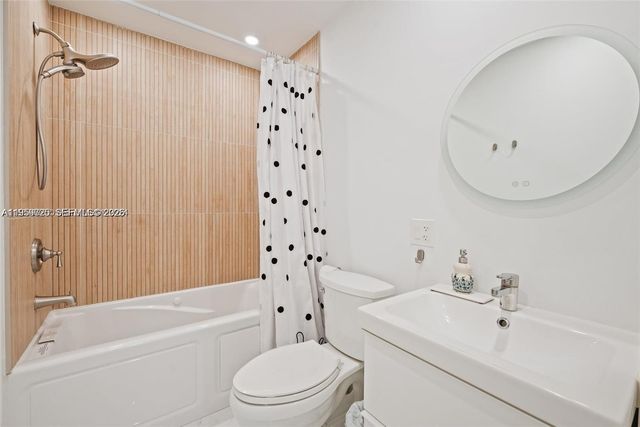 5021 SW 29th Ter, Dania Beach, FL 33312