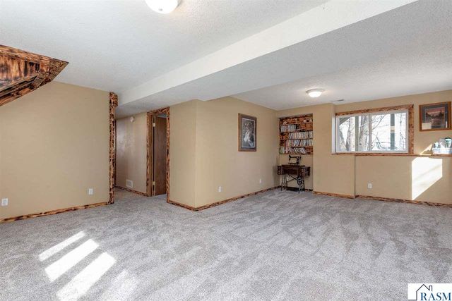 277 Red Ridge Road, Good Thunder, MN 56037