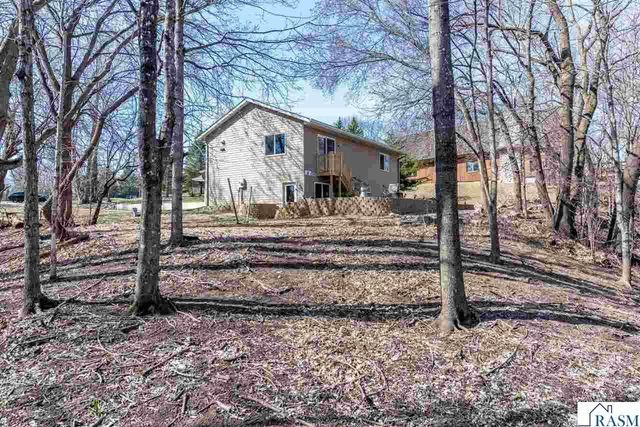 277 Red Ridge Road, Good Thunder, MN 56037