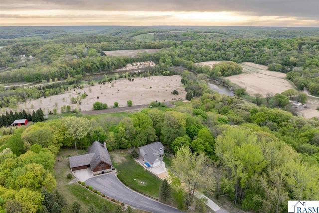 277 Red Ridge Road, Good Thunder, MN 56037