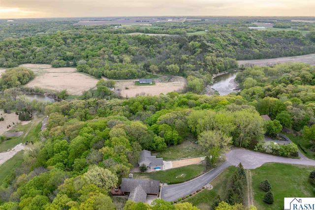 277 Red Ridge Road, Good Thunder, MN 56037