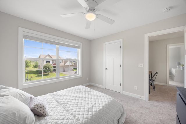 19564 Prairieview Drive S, Rogers, MN 55374