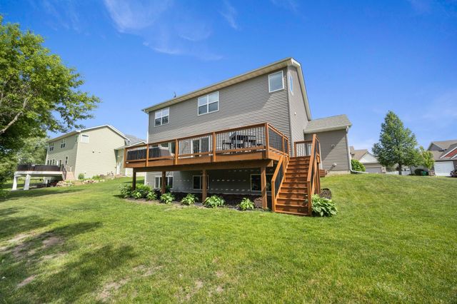 19564 Prairieview Drive S, Rogers, MN 55374