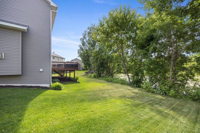 19564 Prairieview Drive S, Rogers, MN 55374