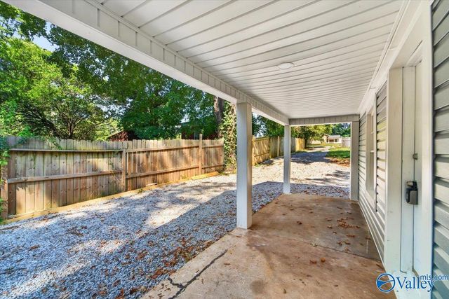 2809 Garvin Road NW, Huntsville, AL 35810
