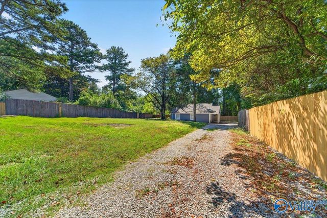 2809 Garvin Road NW, Huntsville, AL 35810