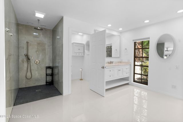 6235 4th Street, Vero Beach, FL 32968