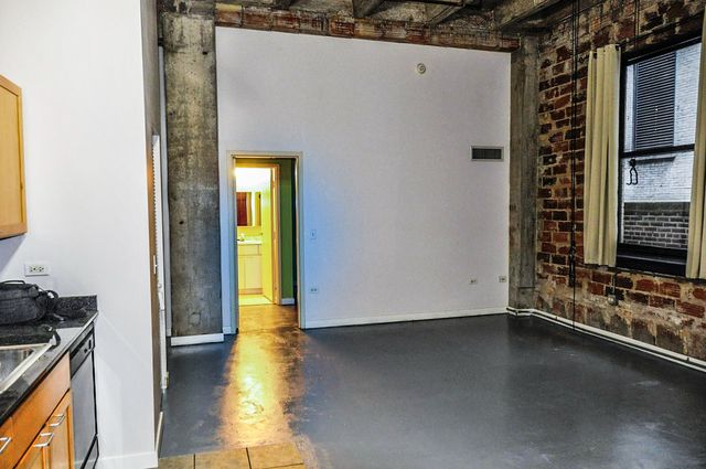 20 N State Street 703, Chicago, IL 60602