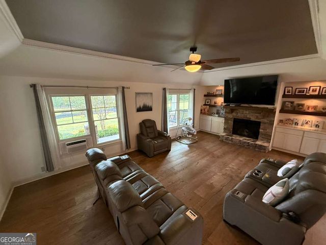 1463 Kellogg Creek Road, Acworth, GA 30102