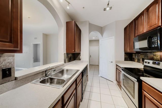 6380 CONTESSA DRIVE 304, Orlando, FL 32829