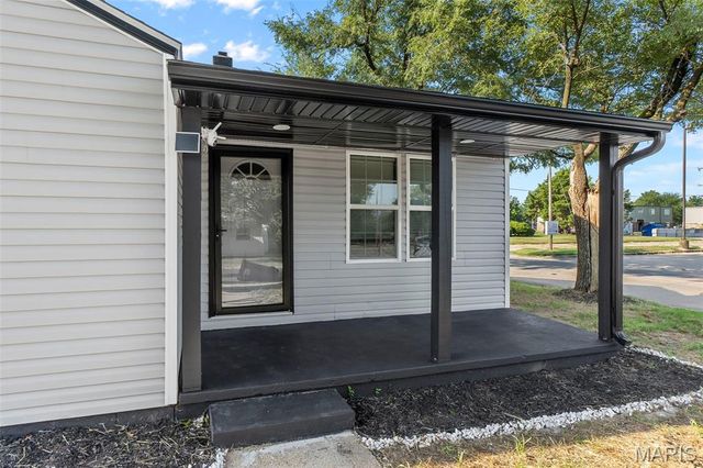 723 Kendall Street, Sikeston, MO 63801