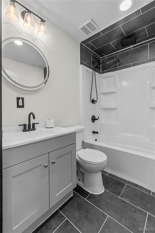 723 Kendall Street, Sikeston, MO 63801