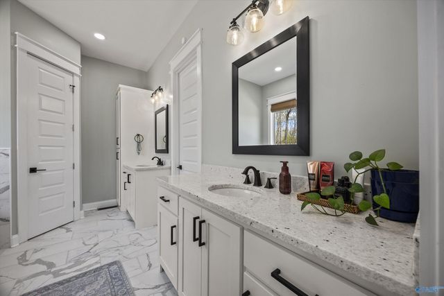 113 Hillsdale Drive, Gurley, AL 35748