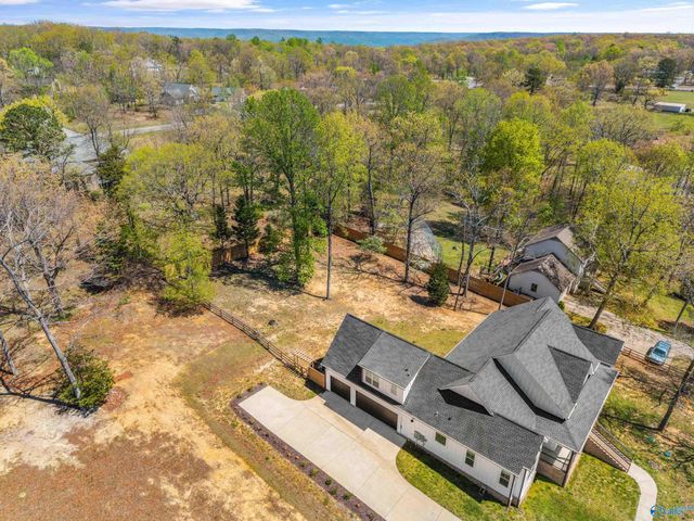 113 Hillsdale Drive, Gurley, AL 35748