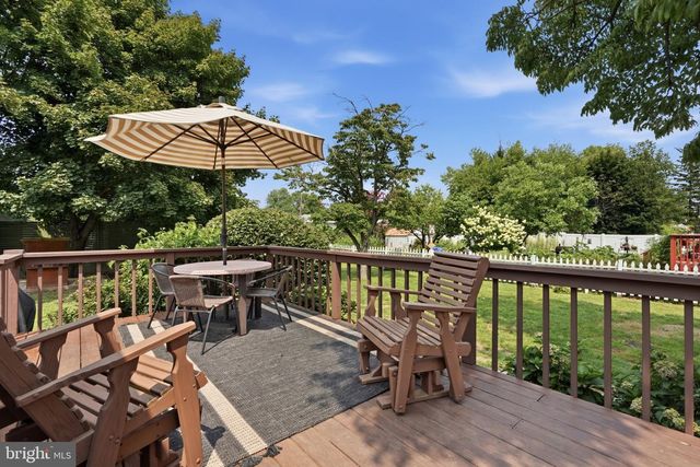 30 HILL AVE, Morrisville, PA 19067