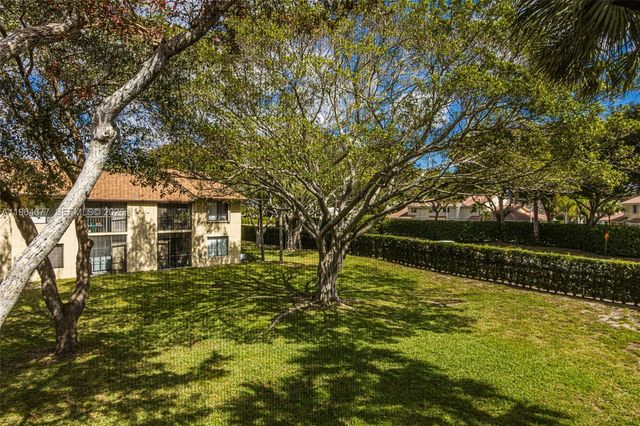 6551 Arleigh Ct 208, Boca Raton, FL 33433