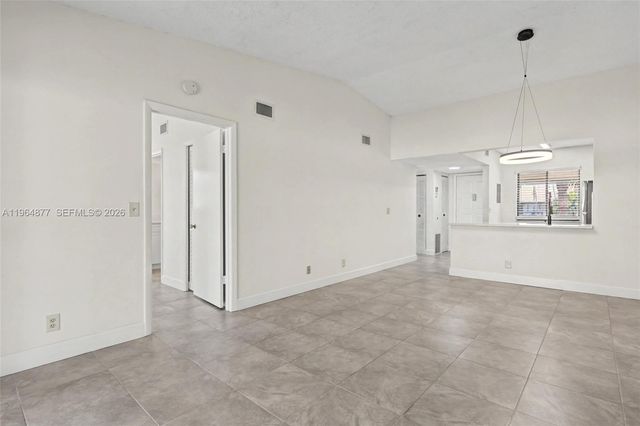 6551 Arleigh Ct 208, Boca Raton, FL 33433