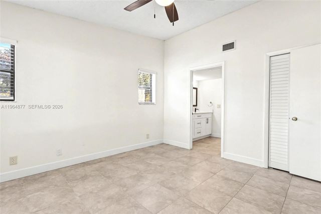 6551 Arleigh Ct 208, Boca Raton, FL 33433