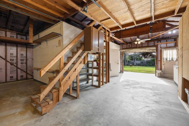 4948 E Townsend Avenue, Fresno, CA 93727